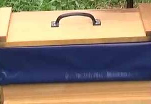 The quiet box sold by Sustainable Honeybee Program